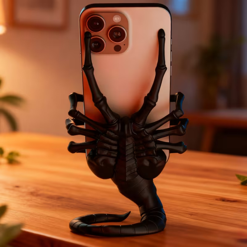 Supporto per Telefono Creativo - Action Figure Stand recensione e prezzo