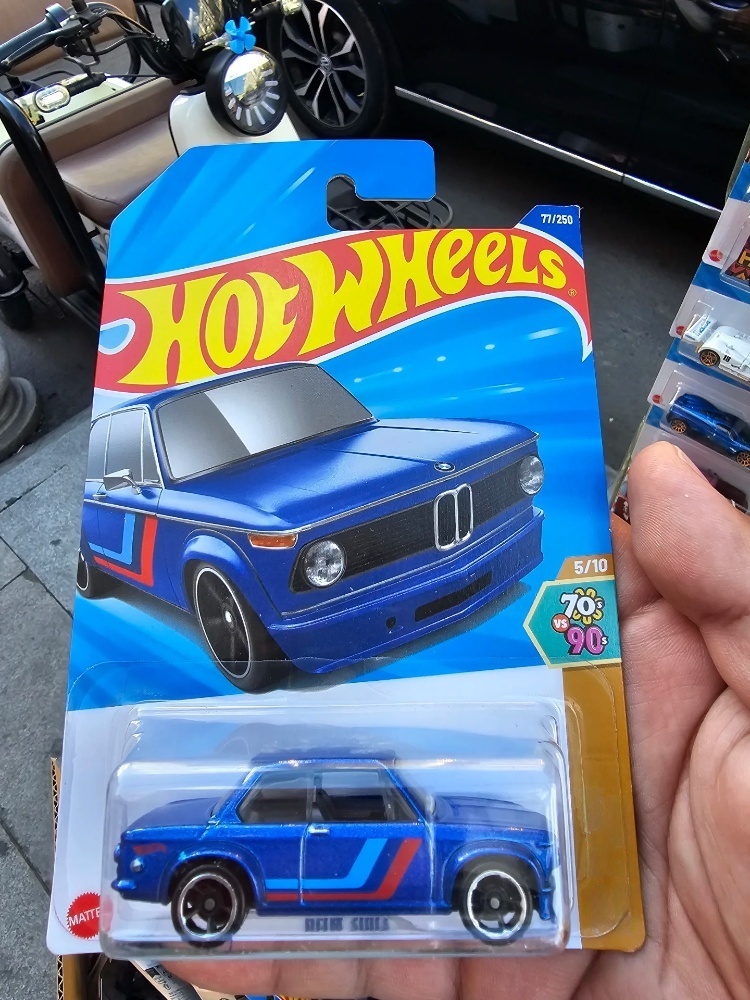 Nuove Hot Wheels 2025 N Case,  - Hot Wheels Car Mainline recensione e prezzo
